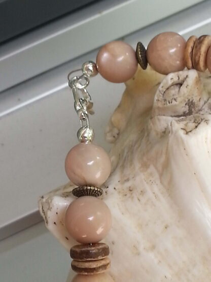 Kurze Edelstein Halskette Heilstein mit 14mm Mondstein Perlen, Kokosrondellen, Bronze Metallrondellen & Karabinerverschluss