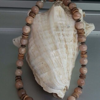 Kurze Edelstein Halskette Perlenkette mit 14mm Mondstein Perlen, Kokosrondellen und Bronze Metallrondellen
