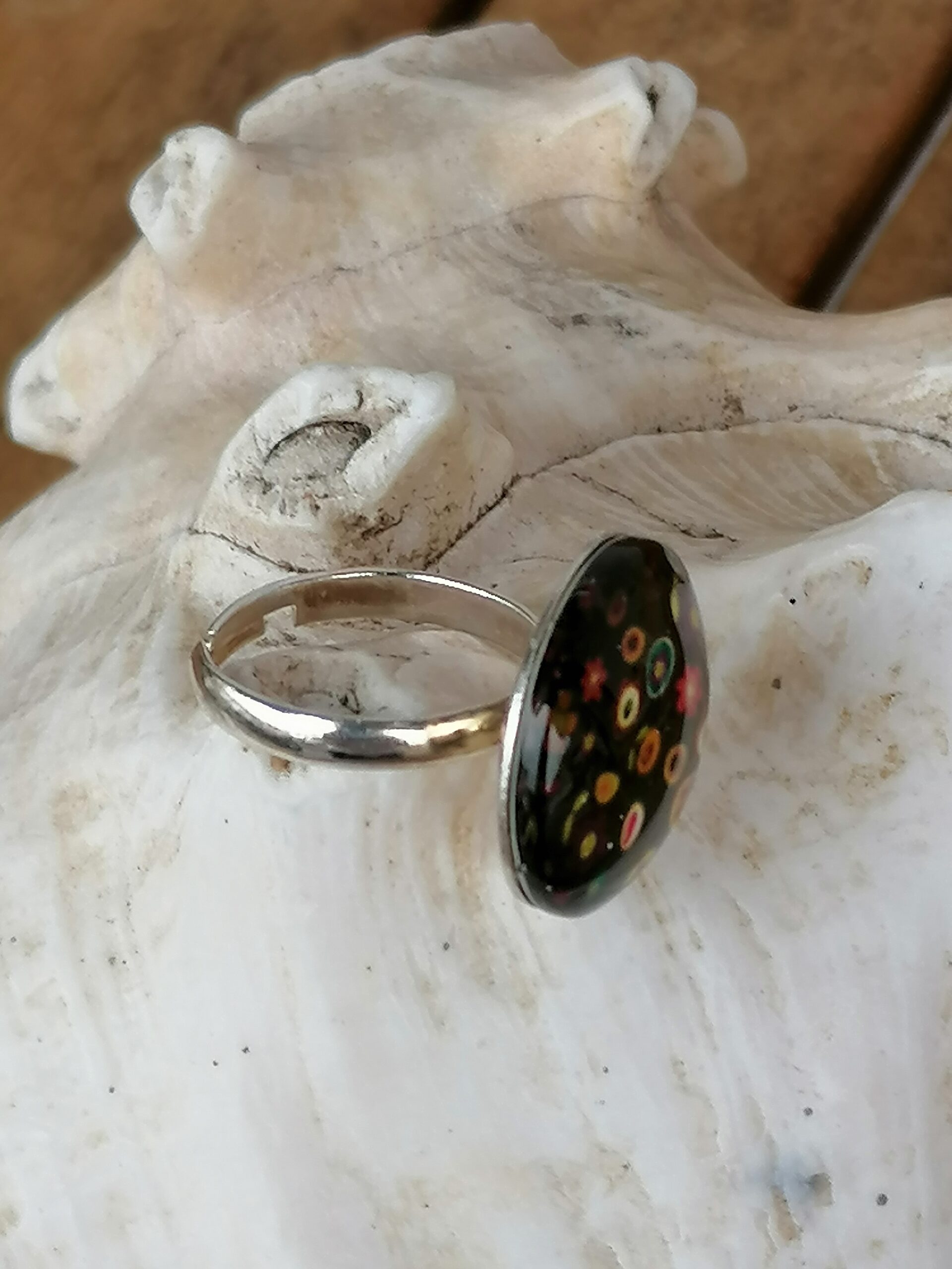Cabochon Fingerring Elbereth Cabochon Fingerring Cabochon Glasperle mit Blumen verstellbar