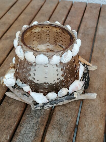 Windlicht Teelicht Teelichthalter Deko mit Sisalschnur Perlen und verschiedenen Muscheln