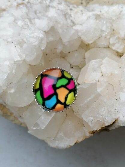 Cabochon Fingerring mit 20mm Cabochonperle Flower Power in orange pink hellgrün und orange 17mm aus Metall grösser verstellbar