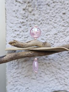 Schwemmholz Treibholz Girlande Dekohänger Handmade Windspiel Sonnenfänger Türdeko Fensterdeko Unikat mit Herzanhänger aus Metall und rosa Blümchen Lampwork Silberfolien Glasperlen