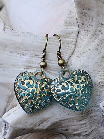 Ohrringe Ohrhänger Ohrschmuck mit Herzanhänger türkis gold aus Acryl und bronze Ohrhaken