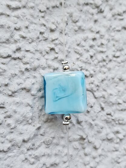 Weihnachts Dekohänger Adventsdeko Dekoration Weihnachten mit rundem Kranz mit Kristall Acryltropen hellblauen Glas Lampworkperlen weissen Acrylperlen mit silbernen Sternen