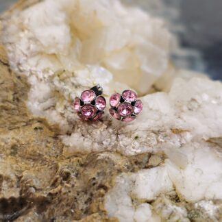 Ohrstecker Ohrringe aus Altsilber Tombak in Blumenform mit 4mm rosa Swarovski Kristallen nickel- und bleifrei
