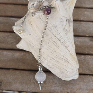 Edelstein Pendel Reiki Pendel Anhänger mit 20mm weiss-lila Jadeperle als Pendel Engel mit Rhodonit und Steinperle an Gliederkette mit Drahtsilberperle als Griff