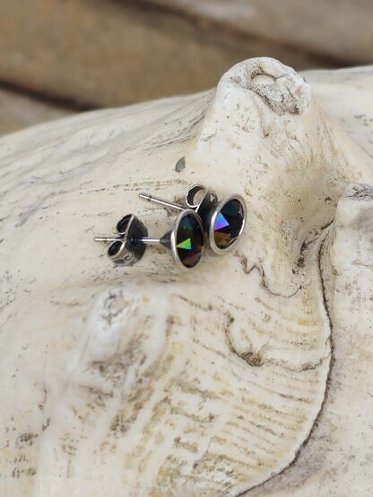 Ohrstecker Ohrringe Ohrschmuck Unikatohrringe aus Altsilber Tombak mit 6mm rainbow Swarovski Kristallen nickel- und bleifrei