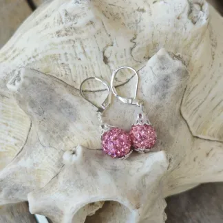 Kinder Ohrringe Ohrhänger Mädchen Ohrschmuck mit 10mm rosa Shamballa Glitzer Perlen silbernen Perlkappen Perlkapphütchen und Brisuren 925 Silber