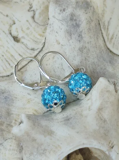 Kinder Ohrringe Ohrhänger Mädchen Ohrschmuck mit 8mm türkis Shamballa Glitzer Perlen silbernen Perlkappen und Brisuren 925 Silber