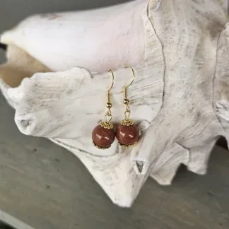 Edelstein Ohrringe Ohrhänger Ohrschmuck mit 10mm Goldflussperlen goldfarbenen Perlkappen Ohrhaken 18Karat vergoldet Unikatohrringe Ohrringliebe Steinschmuck