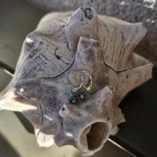 Kinder Ohrringe Mädchen Ohrhänger Kinderschmuck mit 6mm türkis Glasperlen bronze verziert Brisuren aus 925 Silber Kinder Ohrschmuck Mädchenschmuck
