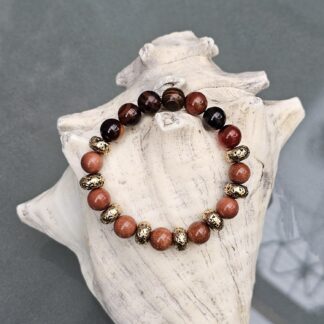 Edelstein Armband mit braunen und goldenen Perlen