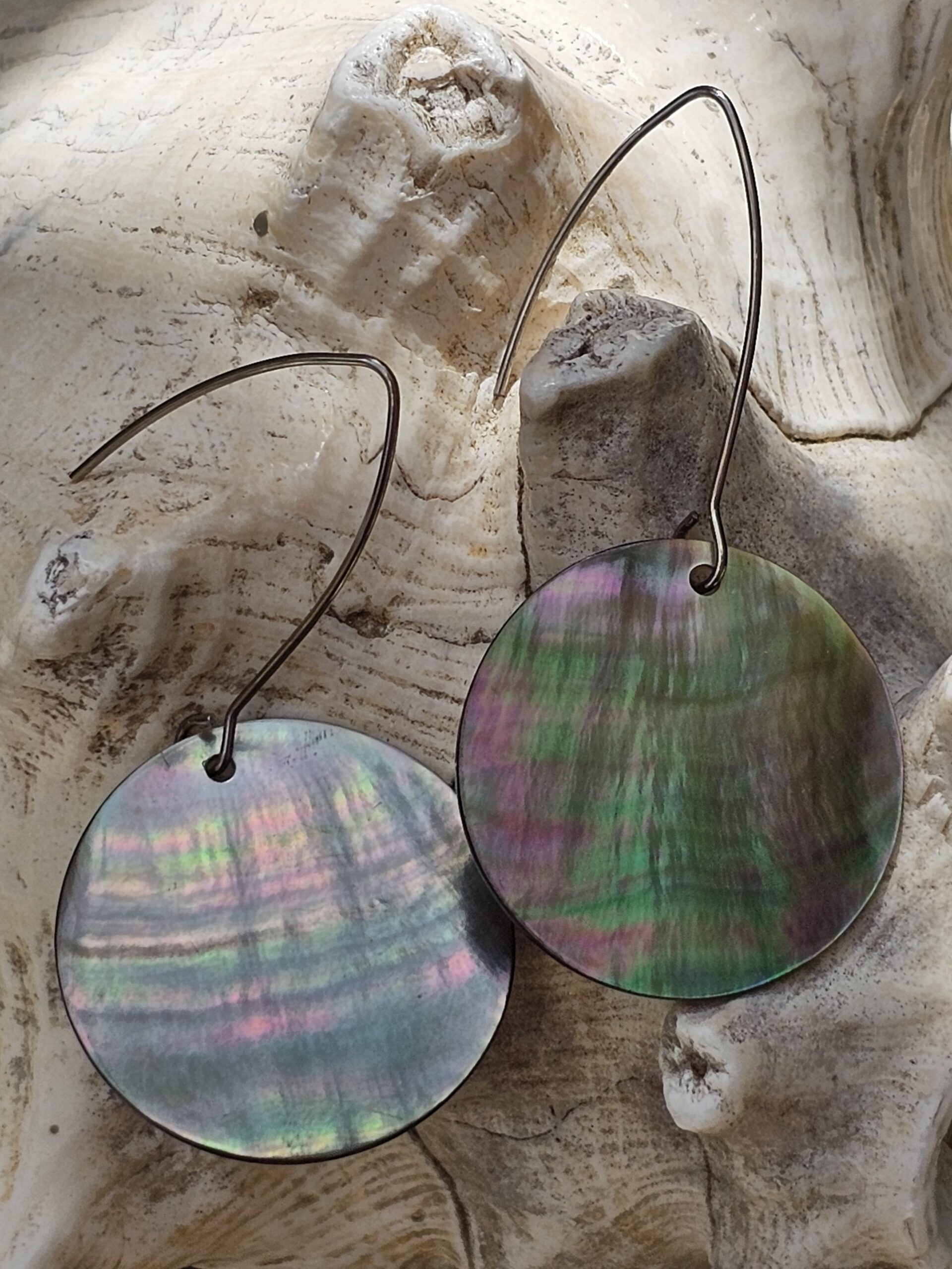 Mediterrane Ohrringe Morla - wunderbarer Ohrschmuck mit Perlmuttscheiben (6cm) Ohrringe mit grossen Haken und Muschelanhänger